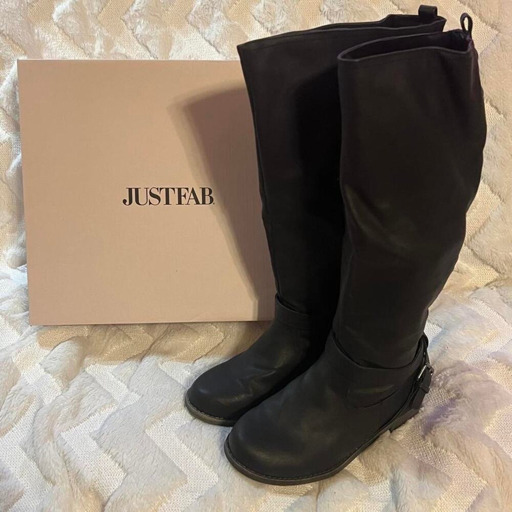 NWT JustFab black Rorie boots